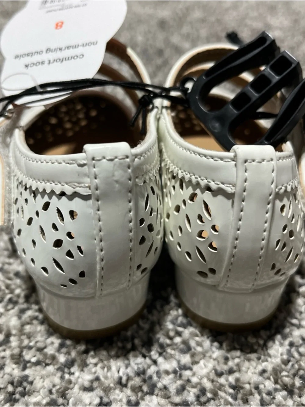 Girl's  White Faux Leather Mary Jane Heeled Pumps Buckle Strap  Size 8